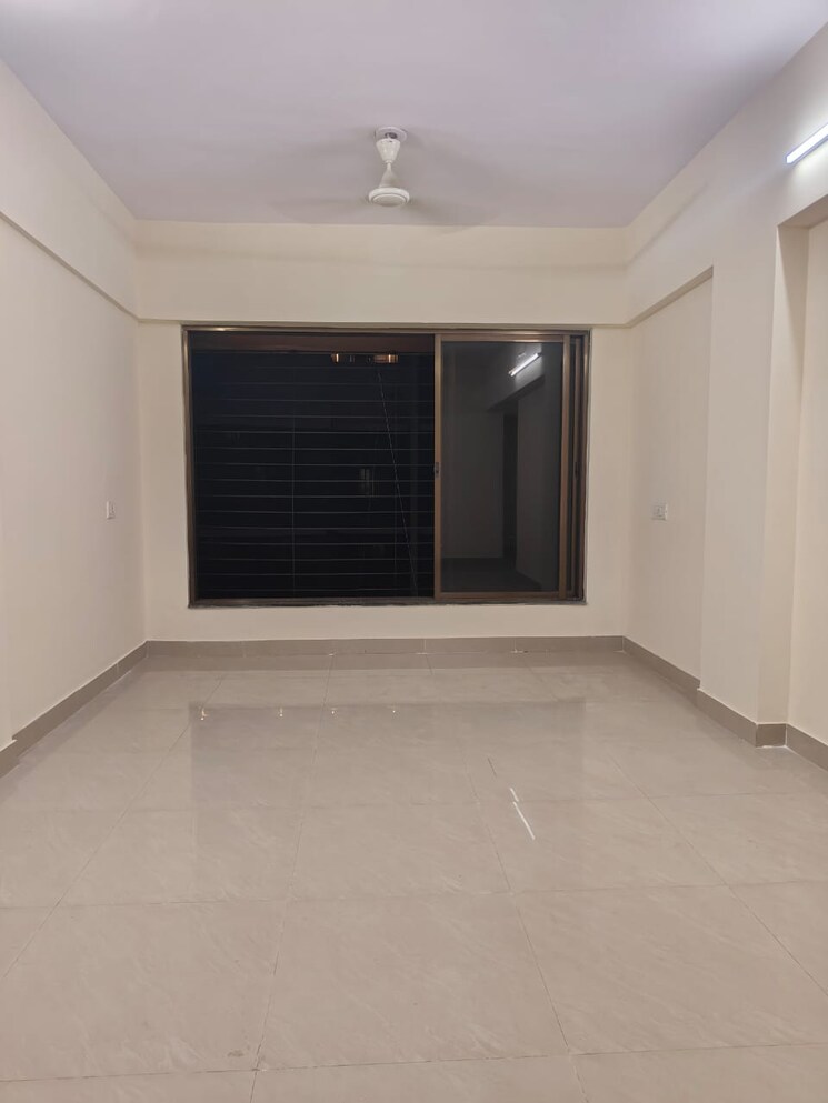 Room, tilak nagar 2 Bedroom 700 Sq.Ft. Apartment In Tilak Nagar Mumbai 8778320