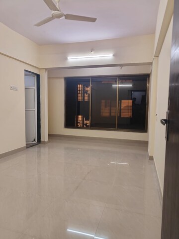 Room in 2 BHK Apartment at Tilak Nagar – for Rent