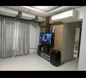 Room in 2 BHK Apartment at Sanpada – for Sale