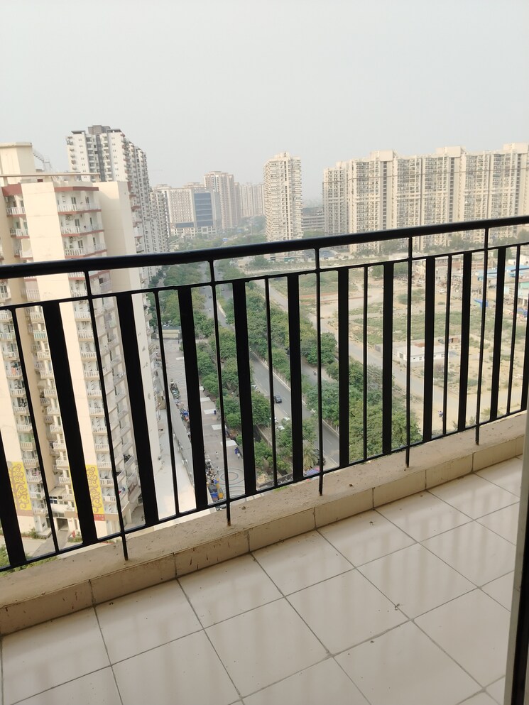 Balcony, amrapali-terrace-homes 3.5 Bedroom 1700 Sq.Ft. Apartment In Tech Zone 4 Greater Noida Greater Noida 8778331