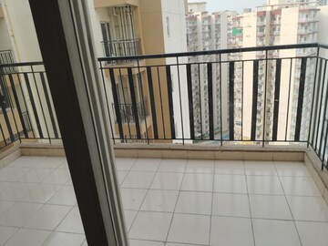 Balcony in 3.5 BHK Apartment at Amrapali Terrace Homes, Tech Zone 4 Greater Noida – for Rent