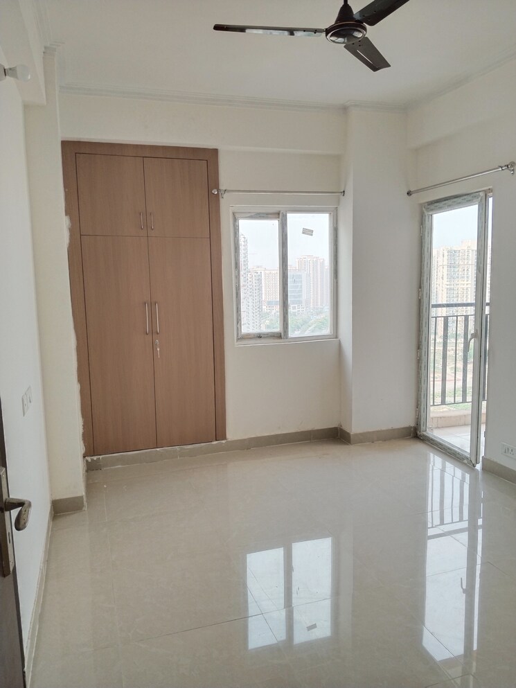 Room, amrapali-terrace-homes 3.5 Bedroom 1700 Sq.Ft. Apartment In Tech Zone 4 Greater Noida Greater Noida 8778331