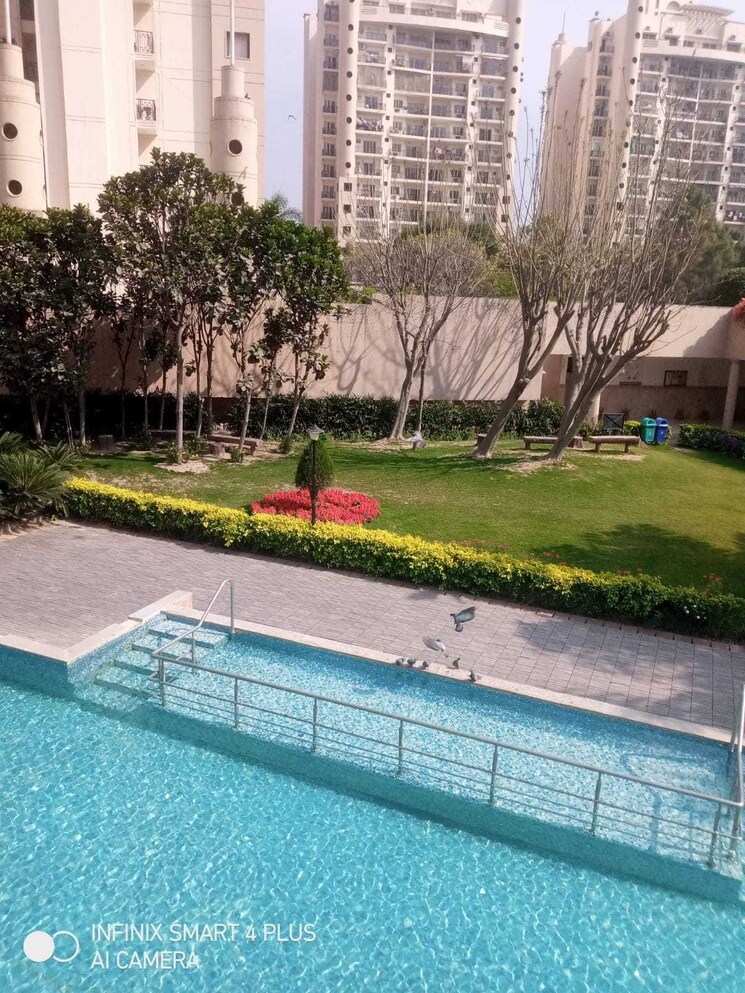Garden, nirala-estate-ii 3 Bedroom 1385 Sq.Ft. Apartment In Tech Zone 4 Greater Noida Greater Noida 8778344