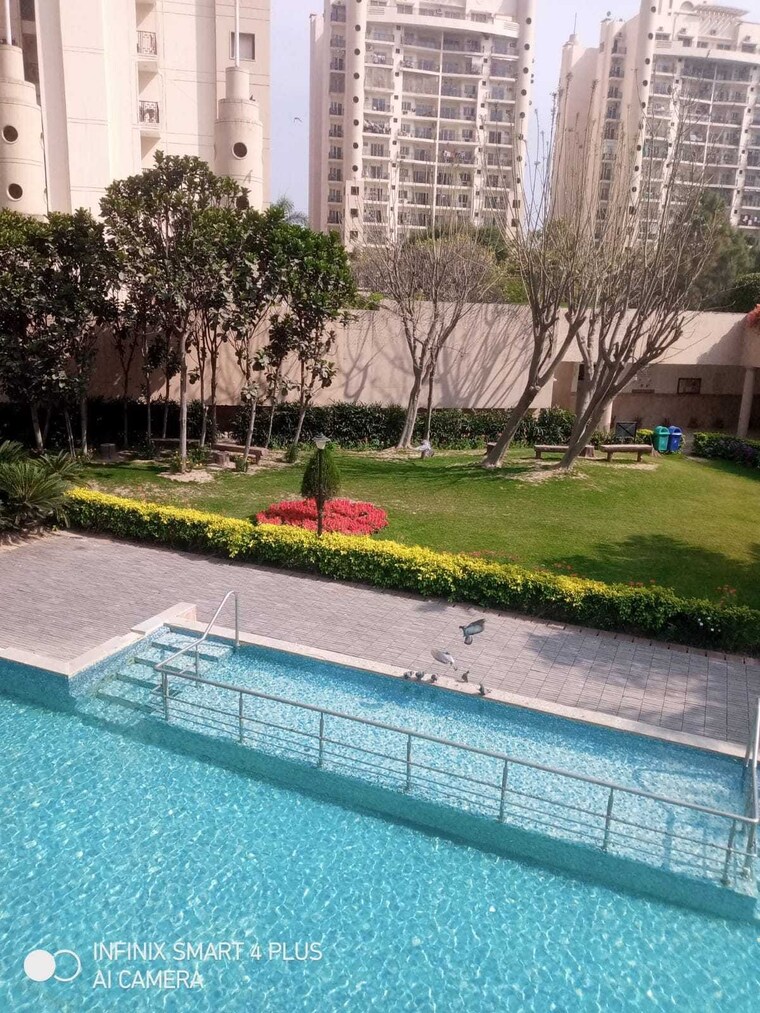 Garden, nirala-estate-ii 3 Bedroom 1385 Sq.Ft. Apartment In Tech Zone 4 Greater Noida Greater Noida 8778344