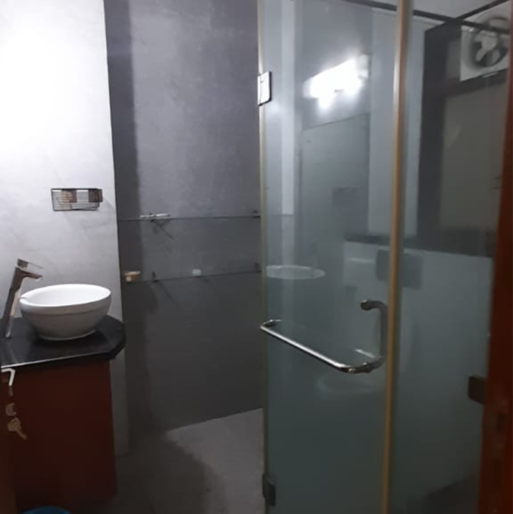 Bathroom, panchsheel enclave 3 Bedroom 2250 Sq.Ft. Builder Floor In Panchsheel Enclave Delhi 8778358