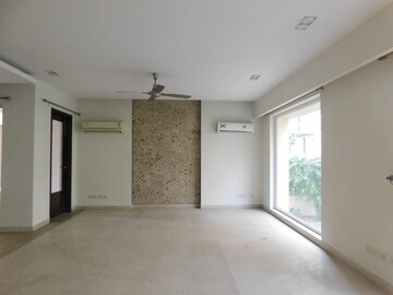 Room in 2 BHK Apartment at Aashiyana Sai Home, Sector 70 – for Rent