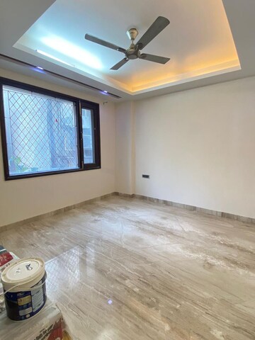 Bedroom in 3 BHK Builder Floor at Shivalik Colony – for Rent