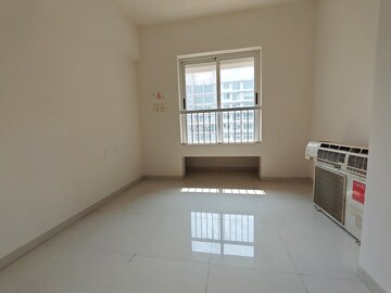 Room in 2 BHK Apartment at Marathon Nexzone Atlas 1, New Panvel – for Rent
