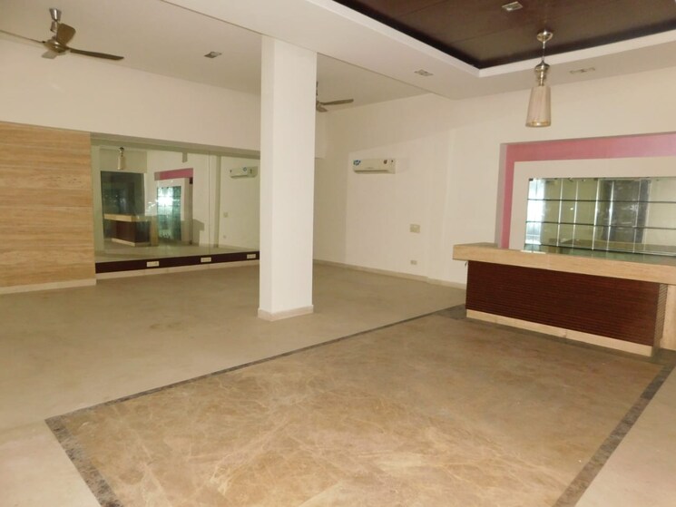 Room, kanha-apartments 2 Bedroom 950 Sq.Ft. Apartment In Sector 70 Noida 8778397