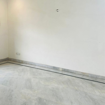 Room in 2 BHK Builder Floor at Green Park – for Rent