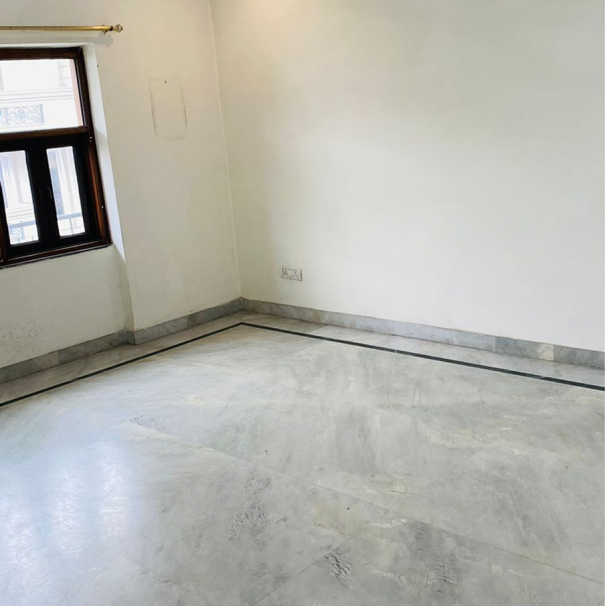 2 BHK + Servant Room Builder Floor For Rent in Green Park 