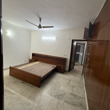 Master Bedroom in 3 BHK Builder Floor at Greater Kailash I – for Rent