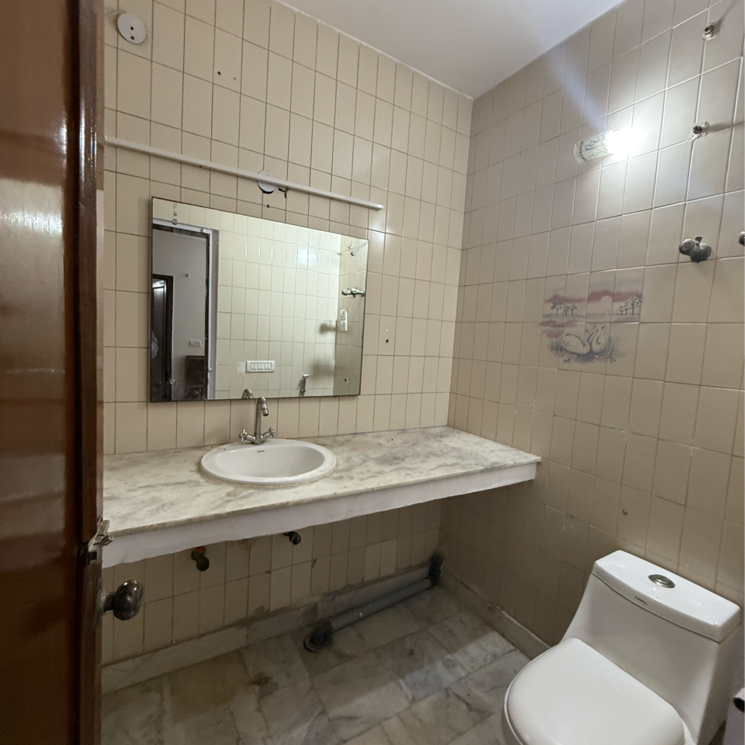 Attached Bathroom, greater kailash i 3 Bedroom 1850 Sq.Ft. Builder Floor In Greater Kailash I Delhi 8778416
