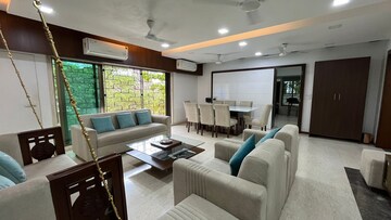 Team Area in 4 BHK Apartment at Arihant CHS Khar West, Khar West – for Rent