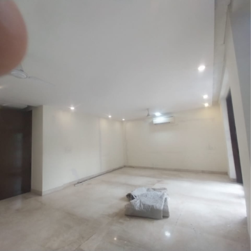 Room in 4 BHK Builder Floor at New Friends Colony – for Rent