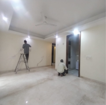 Room in 4 BHK Builder Floor at New Friends Colony – for Rent