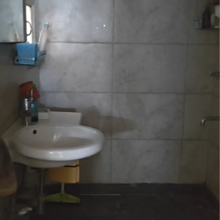 Bathroom, shivalik colony 3 Bedroom 1850 Sq.Ft. Builder Floor In Shivalik Colony Delhi 8778451
