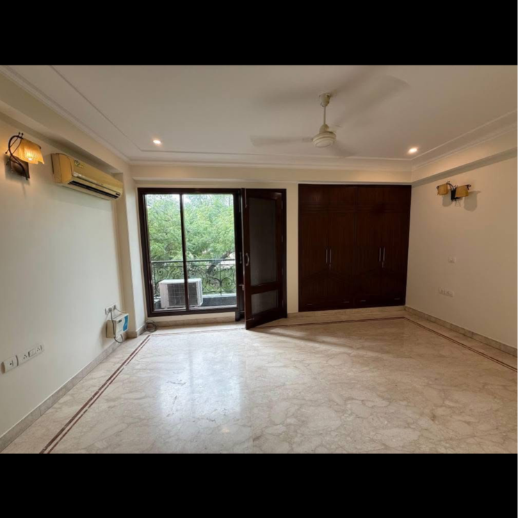 Room, pamposh enclave 3 Bedroom 2250 Sq.Ft. Builder Floor In Pamposh Enclave Delhi 8778458