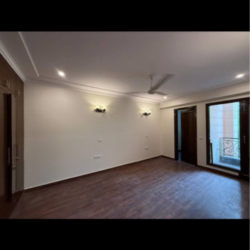 Room in 3 BHK Builder Floor at Pamposh Enclave – for Rent