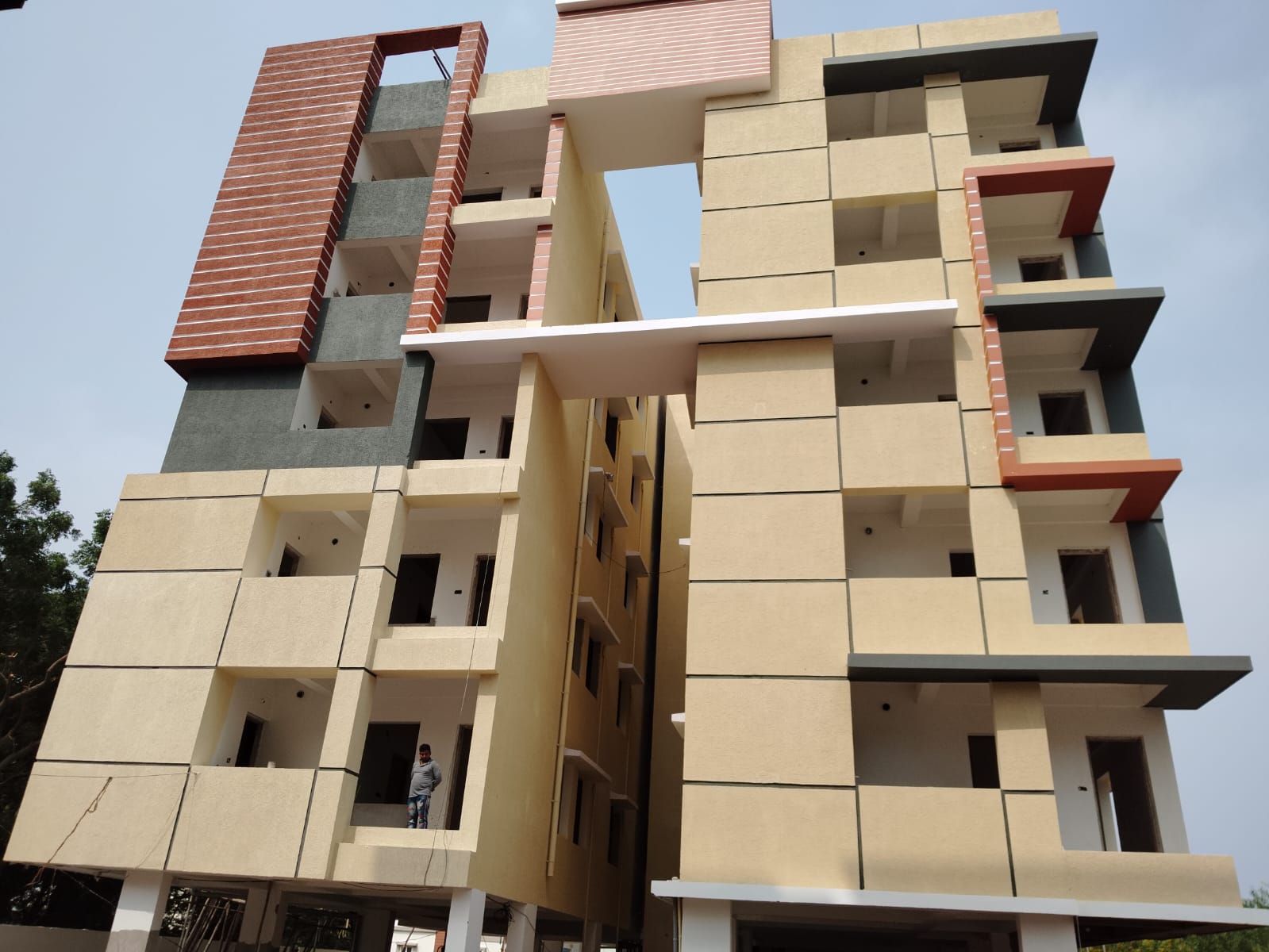 3 BHK + Pooja Room,Servant Room Apartment For Sale in Twin Towers 1
