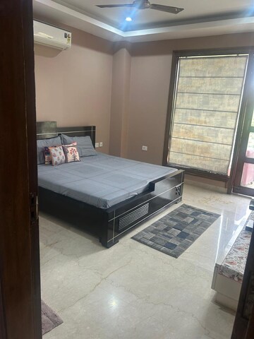 Bedroom in 3 BHK Builder Floor at Palam Vihar – for Rent