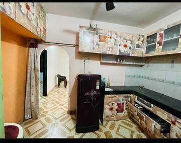 Kitchen in 2 BHK Builder Floor at Ballaleshwar CHS Thakurli, Thakurli – for Rent