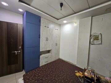 Bedroom in 2 BHK Penthouse at New Vip Road – for Rent