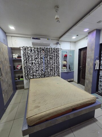 Bedroom in 2 BHK Penthouse at New Vip Road – for Rent