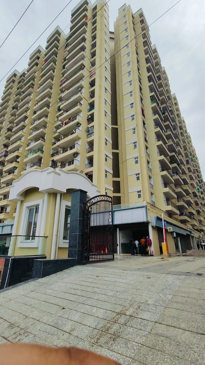 3 BHK Apartment For Sale in Aigin Royal