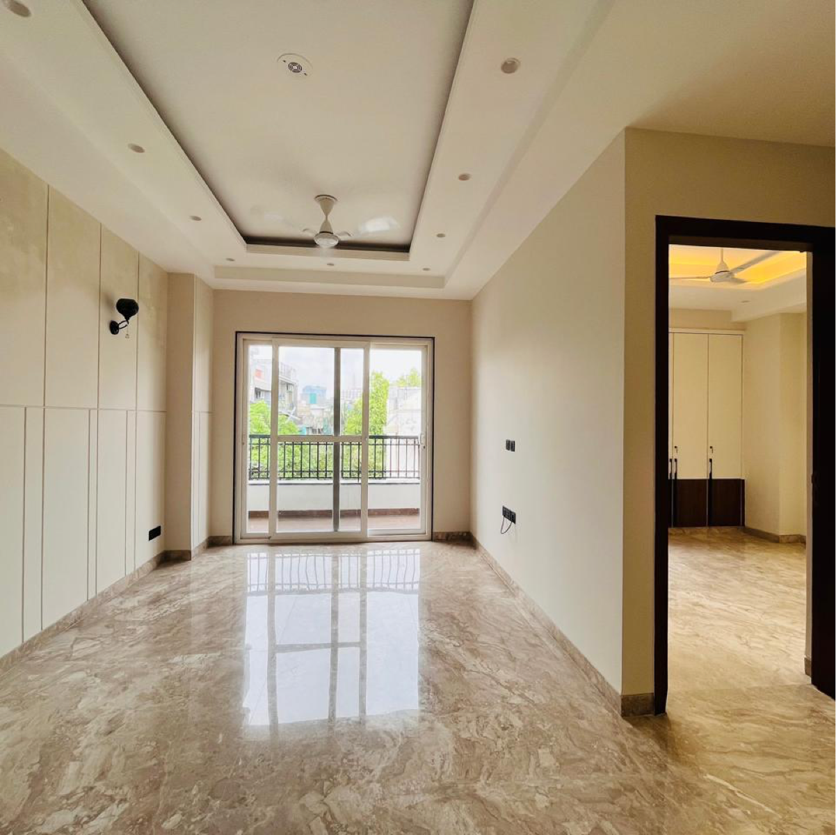 3 BHK + Servant Room Builder Floor For Rent in East Of Kailash 