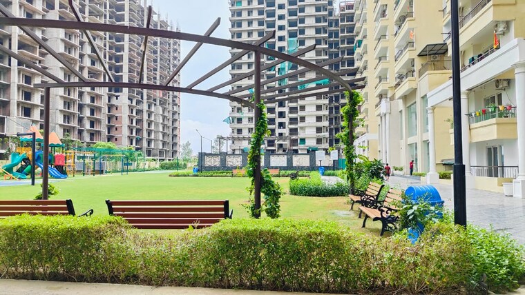 Garden, sector 1 greater noida 4 Bedroom 4025 Sq.Ft. Apartment In Sector 1 Greater Noida Greater Noida 8778523