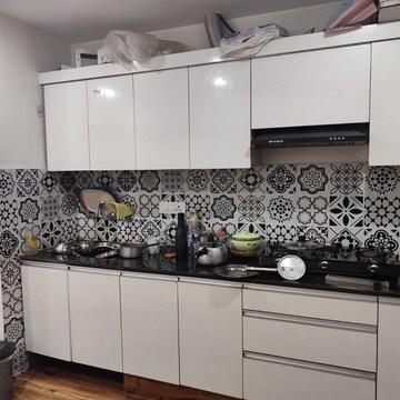Kitchen in 2 BHK Builder Floor at Malviya Nagar – for Rent