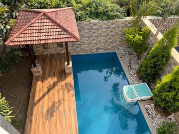 Swimming Pool in 4 BHK Villa at Vipul Tatvam Villas, Sector 48 – for Sale