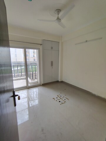 Staircase in 3.5 BHK Apartment at Amrapali Centurian Park, Tech Zone 4 Greater Noida – for Sale