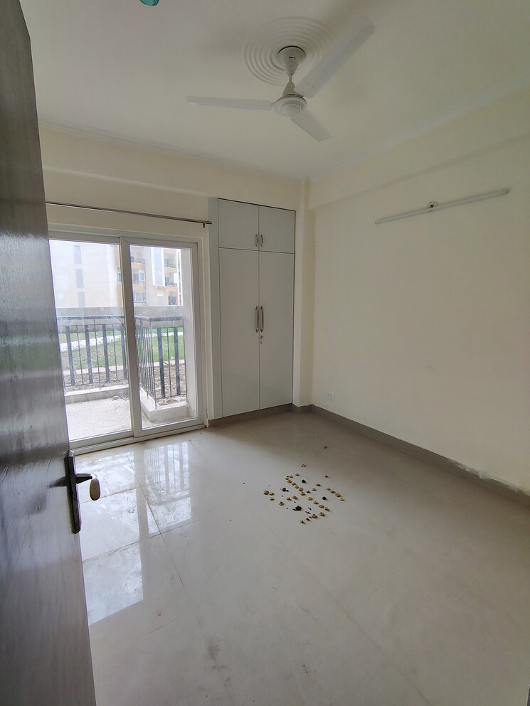 undefined, amrapali-centurian-park 3.5 Bedroom 1600 Sq.Ft. Apartment In Tech Zone 4 Greater Noida Greater Noida 8778555