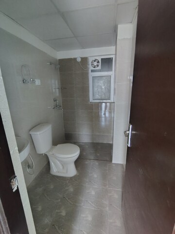 Kitchen in 3.5 BHK Apartment at Amrapali Centurian Park, Tech Zone 4 Greater Noida – for Rent