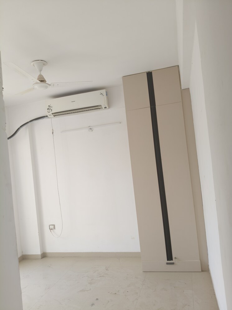 undefined, rof-aalayas 3 Bedroom 645 Sq.Ft. Apartment In Sector 102 Gurgaon 8778578