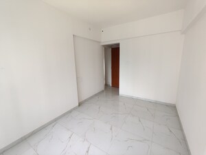 Room in 3 BHK Apartment at Lodha Allura, Worli – for Sale