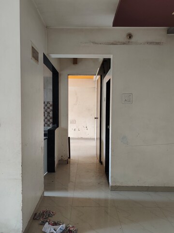 Building Lobby in 1 BHK Apartment at Mahavir Kanti Dreams, Nalasopara East – for Rent
