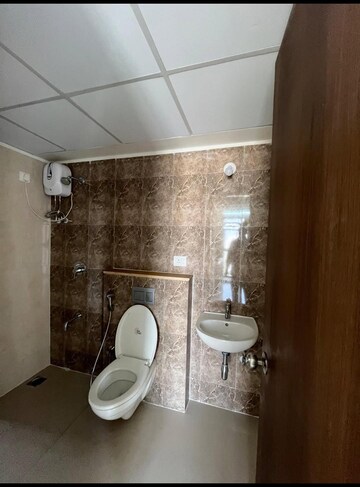 Bathroom in 2 BHK Builder Floor at Laxmi Park Dombivli, Dombivli East – for Rent