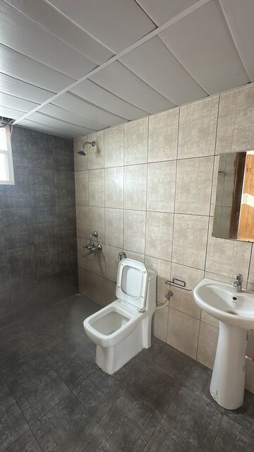 Bathroom in 3 BHK Apartment at DS Needs 3 Project 276, Kalena Agrahara – for Rent