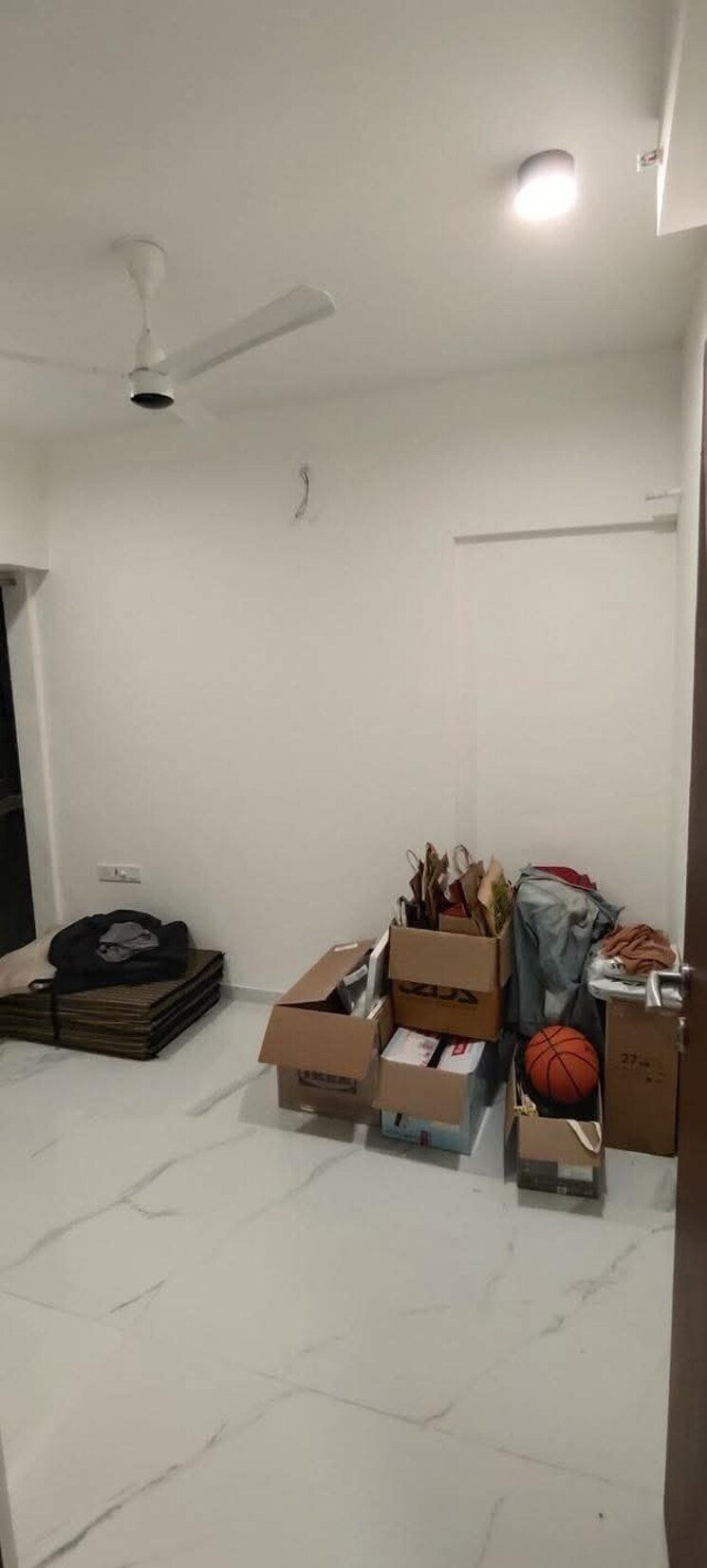 Living Room, level-the-residences 1 Bedroom 470 Sq.Ft. Apartment In Andheri West Mumbai 8778623