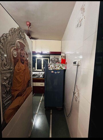 Furnished Amenities in 2 BHK Builder Floor at Amogh Shri Sai Mangal CHS, Chole Gaon – for Rent