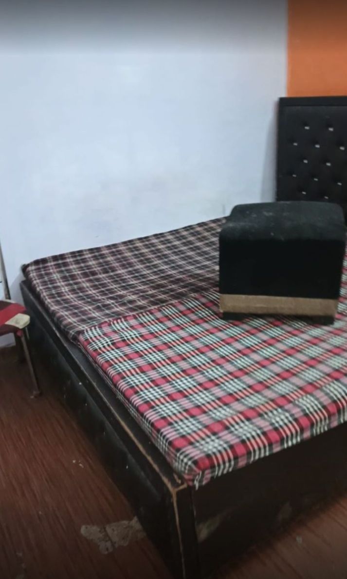 2 BHK Builder Floor For Sale in Lajpat Nagar I