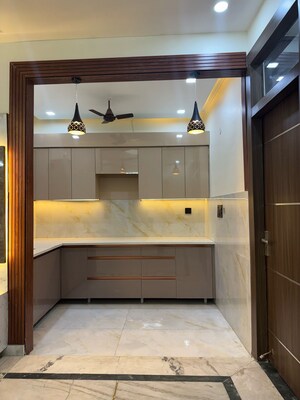 Kitchen in 3 BHK Builder Floor at Gyan Khand ii – for Sale