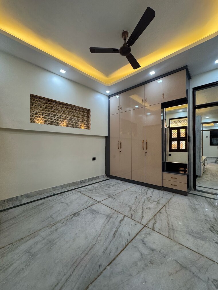 Room, gyan khand ii 3 Bedroom 1570 Sq.Ft. Builder Floor In Gyan Khand ii Ghaziabad 8778662