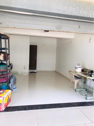  Shop For Rent in Vastral
