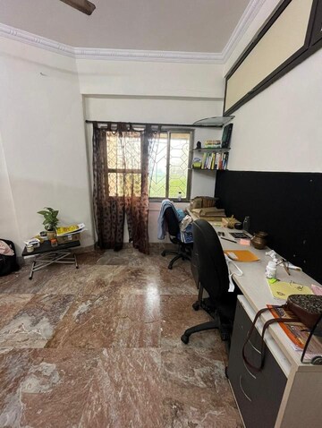 Living Room in 2 BHK Apartment at Sumitra Sadan Vile Parle West, Vile Parle West – for Rent