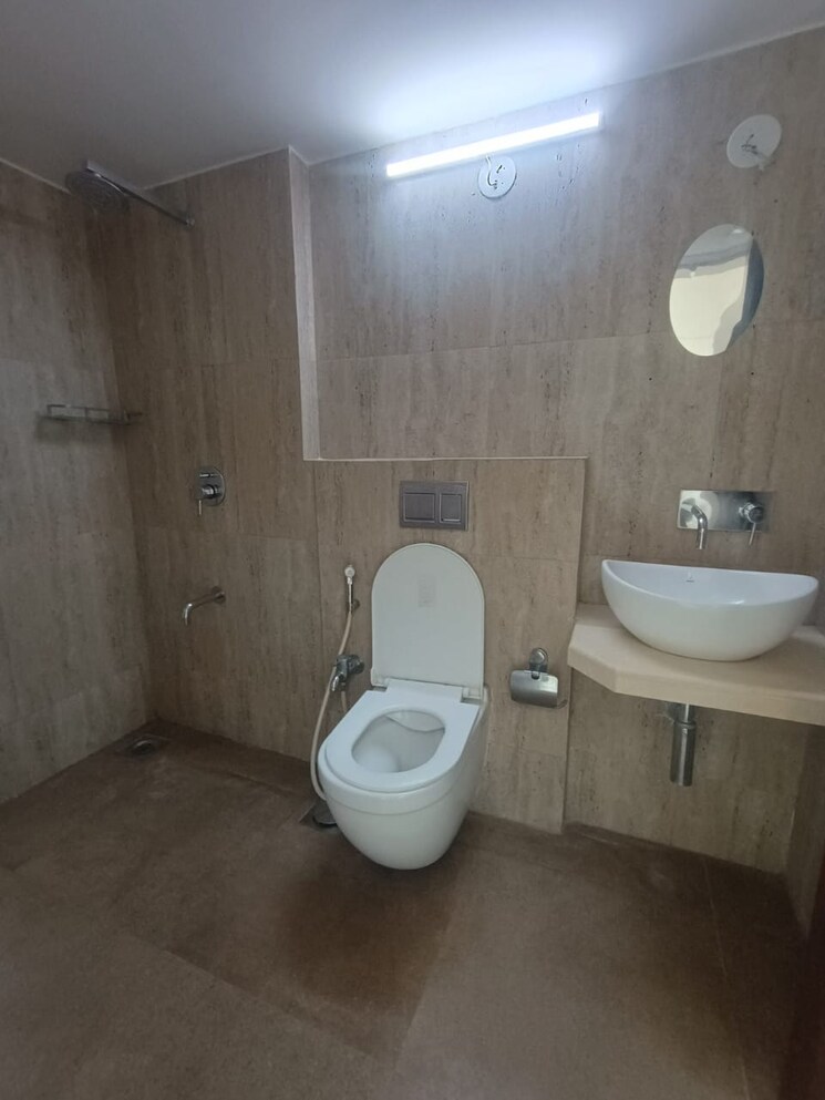 Bathroom, shree-mangesh 2 Bedroom 800 Sq.Ft. Apartment In Chembur Mumbai 8778672