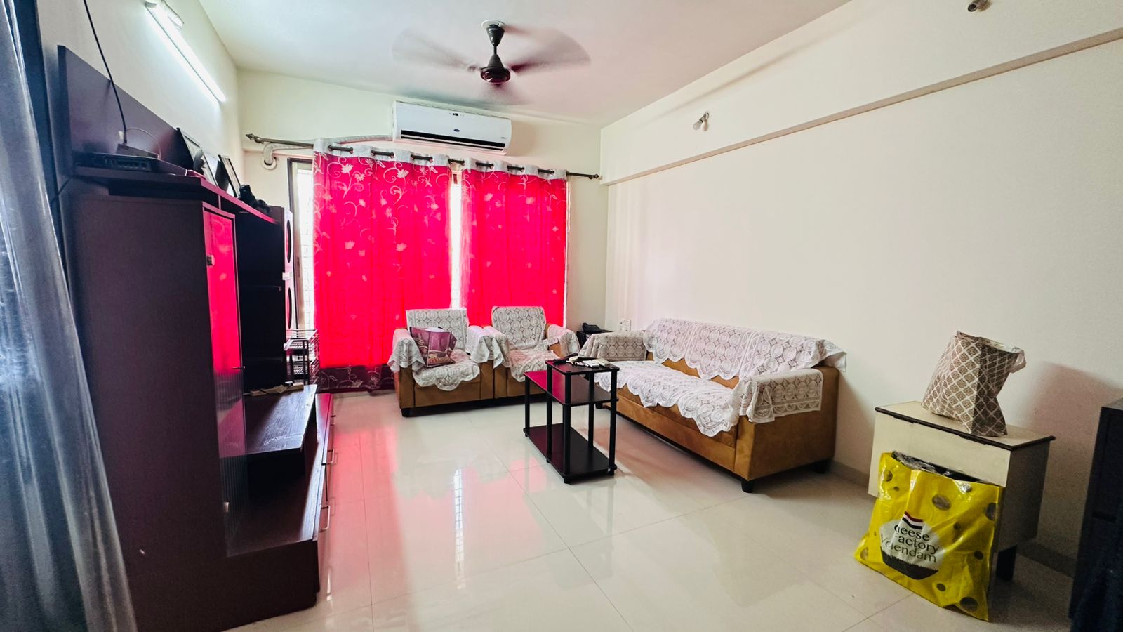 2 BHK Apartment For Rent in Matoshree Pride